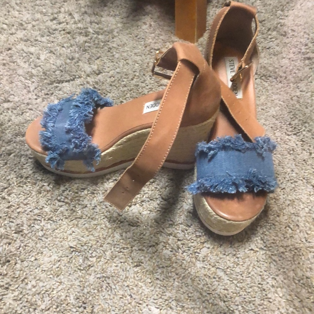 Steve Madden wedges